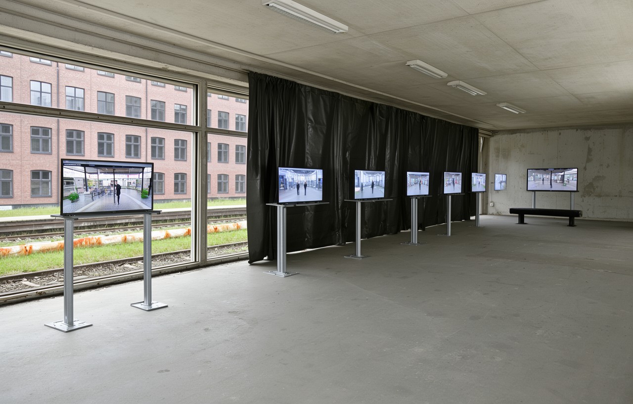 Fernisering – Udsmykning af Stationens Plakatholder
